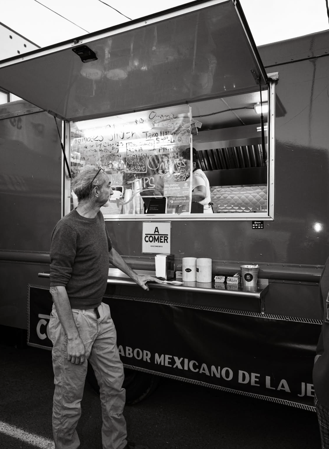 The people behind A Comer — photograph 1